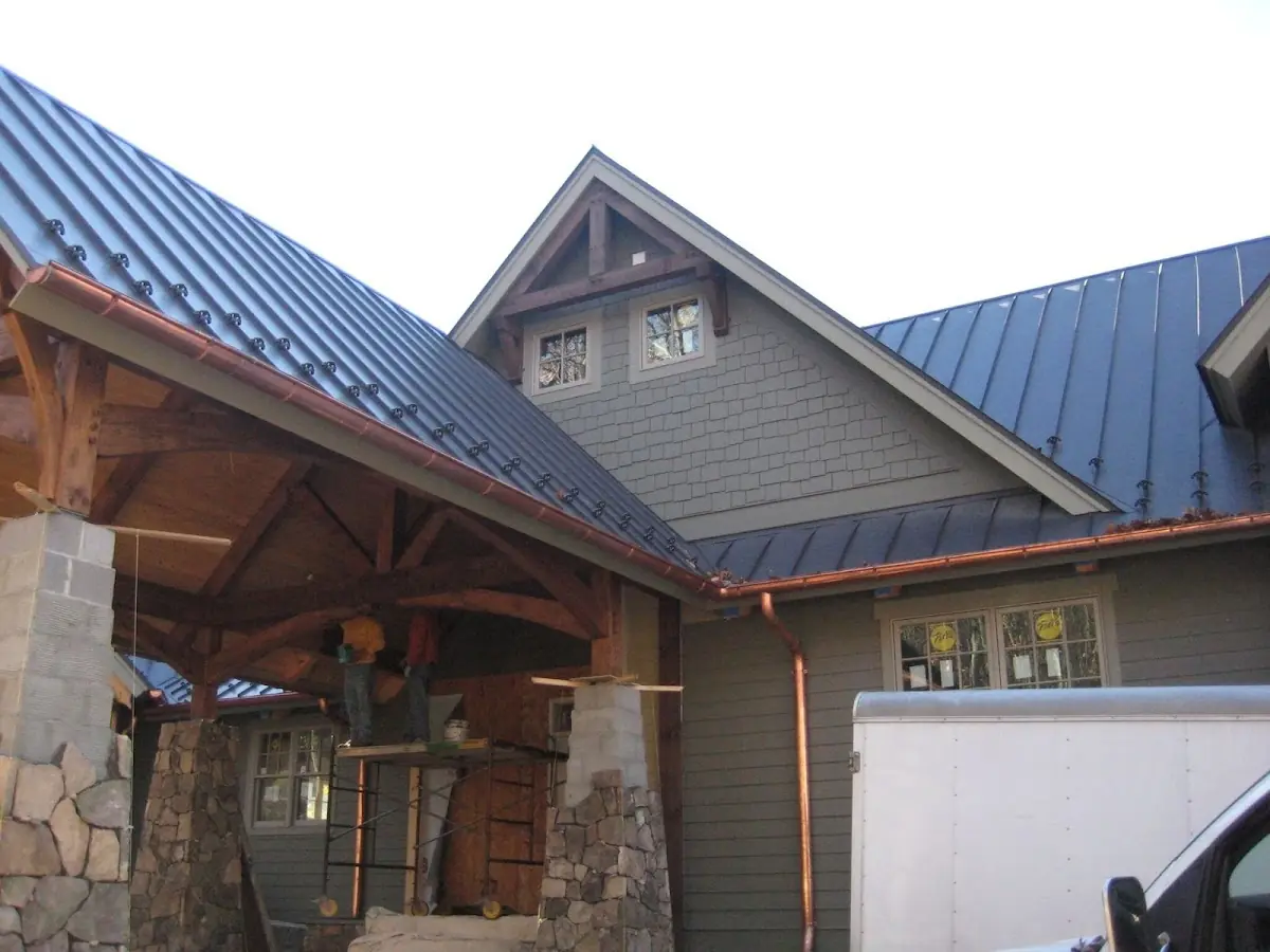 Craftsman Roofing team delivering quality roofing work in Xenia